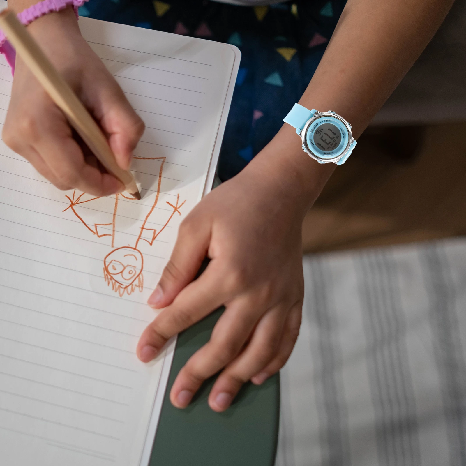 Digital Watch Kids Electronic Wristwatch Night Light Alarm Waterproof Blue Silica Gel Girls Boys Child Students Gifts
Digital Watch Kids Electronic Wristwatch Night Light Alarm Waterproof Blue Silica Gel Girls Boys Child Students Gifts