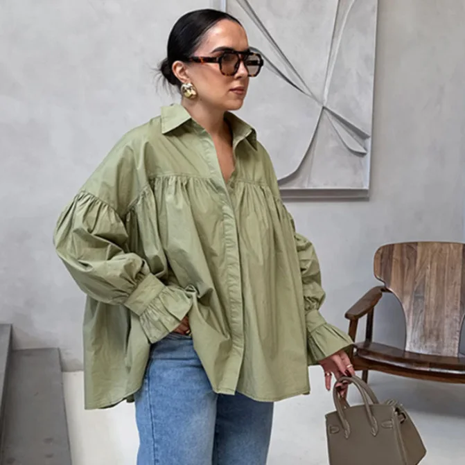 Lapel Collar Loose Shirt Gathered Bust Flare Cuff Balloon Long Sleeve Solid Women Casual Blouse 260602
Lapel Collar Loose Shirt Gathered Bust Flare Cuff Balloon Long Sleeve Solid Women Casual Blouse 260602