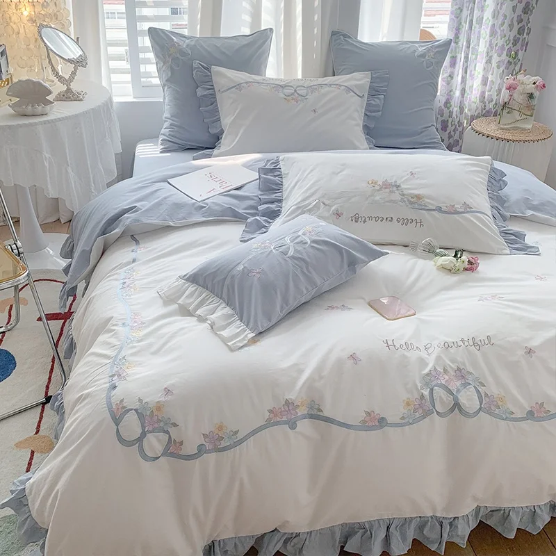 Blue Washed Cotton Princess Style Bedding Set Pure Cotton Lace Duvet Cover Girl's Heart Bedding Four-Piece Suite
Blue Washed Cotton Princess Style Bedding Set Pure Cotton Lace Duvet Cover Girl's Heart Bedding Four-Piece Suite