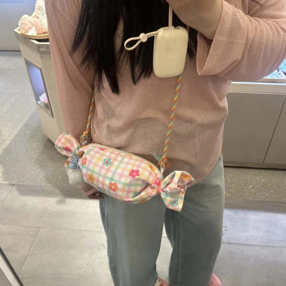 Sweet Candy Design Shoulder Bag Macaron Color Canvas Sugar Shaped Crossbody Bag Colorful Strap Portable Creative Bundle Pocket
Sweet Candy Design Shoulder Bag Macaron Color Canvas Sugar Shaped Crossbody Bag Colorful Strap Portable Creative Bundle Pocket