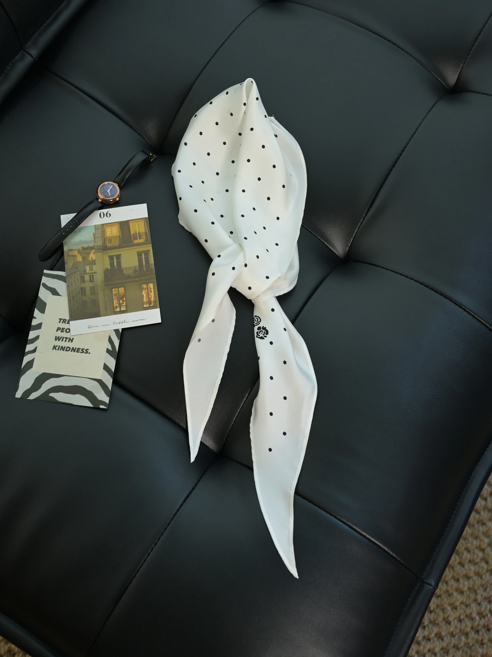 Elegant Silk Scarf Diamond Pattern Polka Dot Shape Necktie Spring Autumn Versatile Black White Classic Style Korean Version
Elegant Silk Scarf Diamond Pattern Polka Dot Shape Necktie Spring Autumn Versatile Black White Classic Style Korean Version