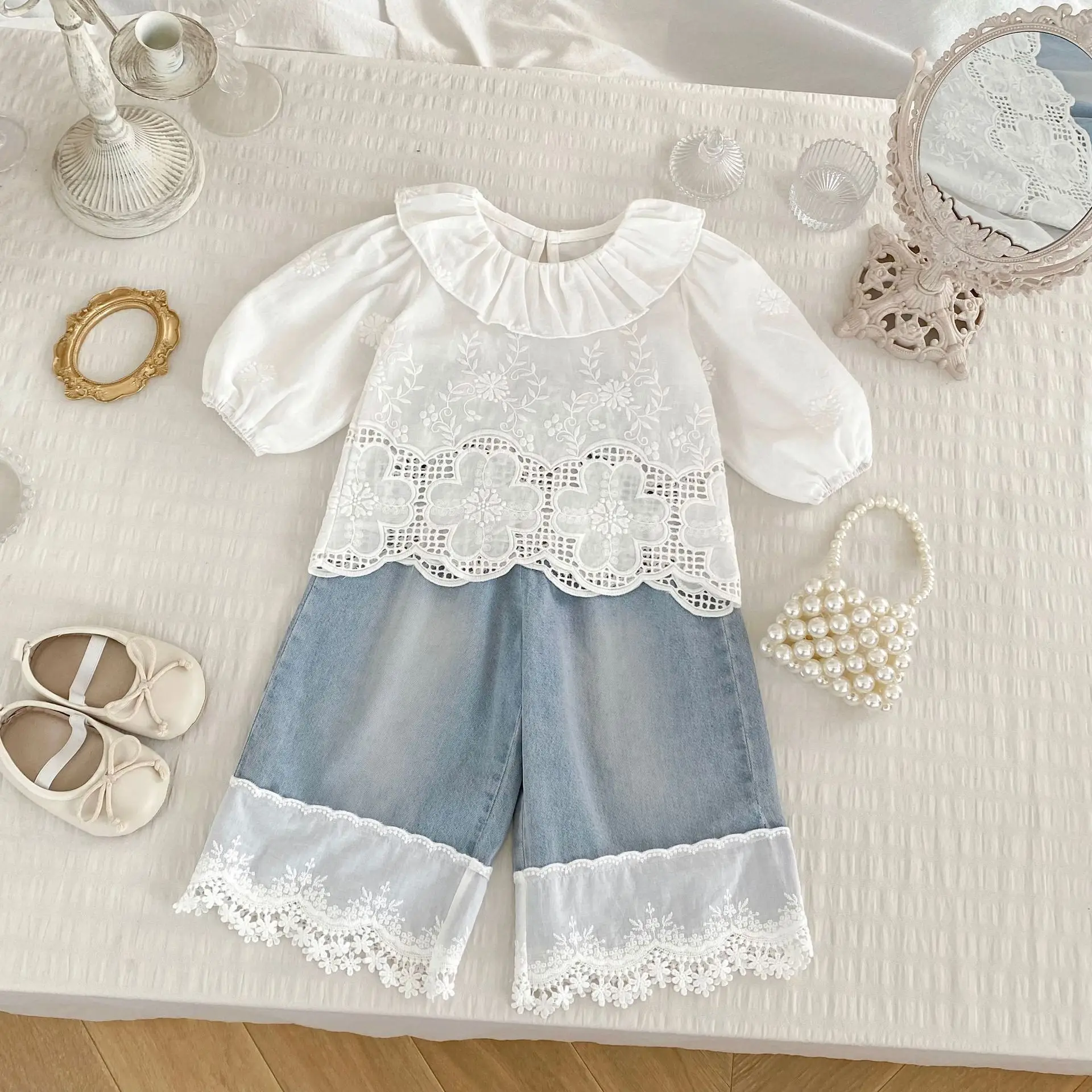 Sweet Girls White Long Sleeve Blouse Set Spring Autumn Embroidery Ruffles Collar Shirt Lace Patchwork Wide Leg Jeans Set
Sweet Girls White Long Sleeve Blouse Set Spring Autumn Embroidery Ruffles Collar Shirt Lace Patchwork Wide Leg Jeans Set