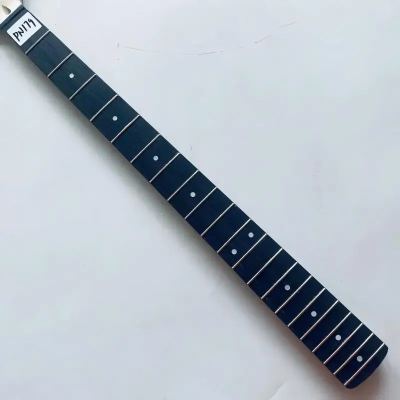 PN179 Unfinished Right Hand 4 Strings Electric Bass Neck Maple Rosewood 21 Frets 864mm Scales Length Surface Damages & Dirty
PN179 Unfinished Right Hand 4 Strings Electric Bass Neck Maple Rosewood 21 Frets 864mm Scales Length Surface Damages & Dirty