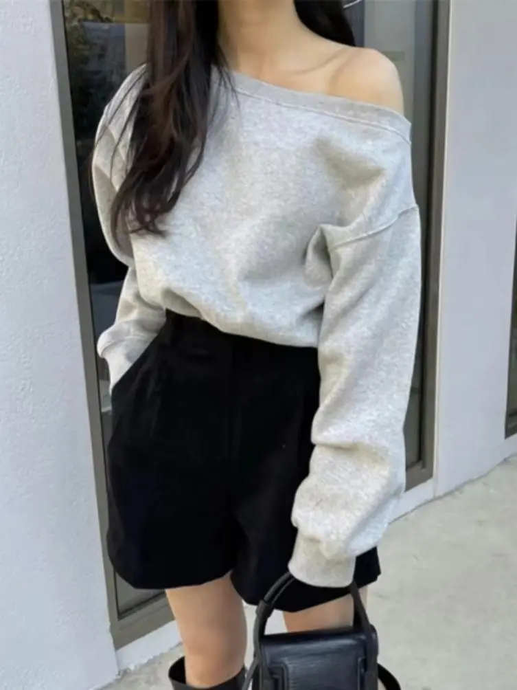 Alien Kitty Solid Sweatshirts Women Off Shoulders Sexy Casual New 2026 Spring Loose Camping All Match Daily Elegant Sexy OL
Alien Kitty Solid Sweatshirts Women Off Shoulders Sexy Casual New 2026 Spring Loose Camping All Match Daily Elegant Sexy OL