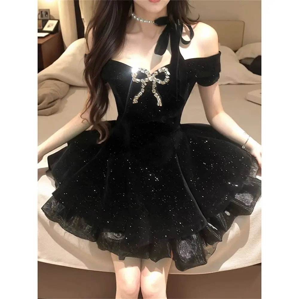 French Elegant Retro Off-the-Shoulder Dress Women Summer Vintage Hepburn Bow Fluffy Party Dresses New Design Fashion Slim Outfit
French Elegant Retro Off-the-Shoulder Dress Women Summer Vintage Hepburn Bow Fluffy Party Dresses New Design Fashion Slim Outfit