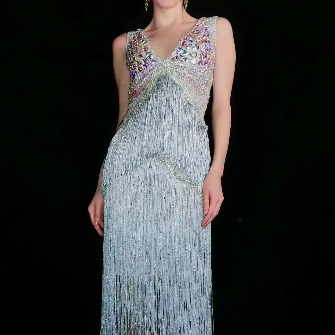 Sparkly Mesh V-neck Waterfall Tassels Dress Evening Party Dress Skirt Costume Performance Dance
Sparkly Mesh V-neck Waterfall Tassels Dress Evening Party Dress Skirt Costume Performance Dance