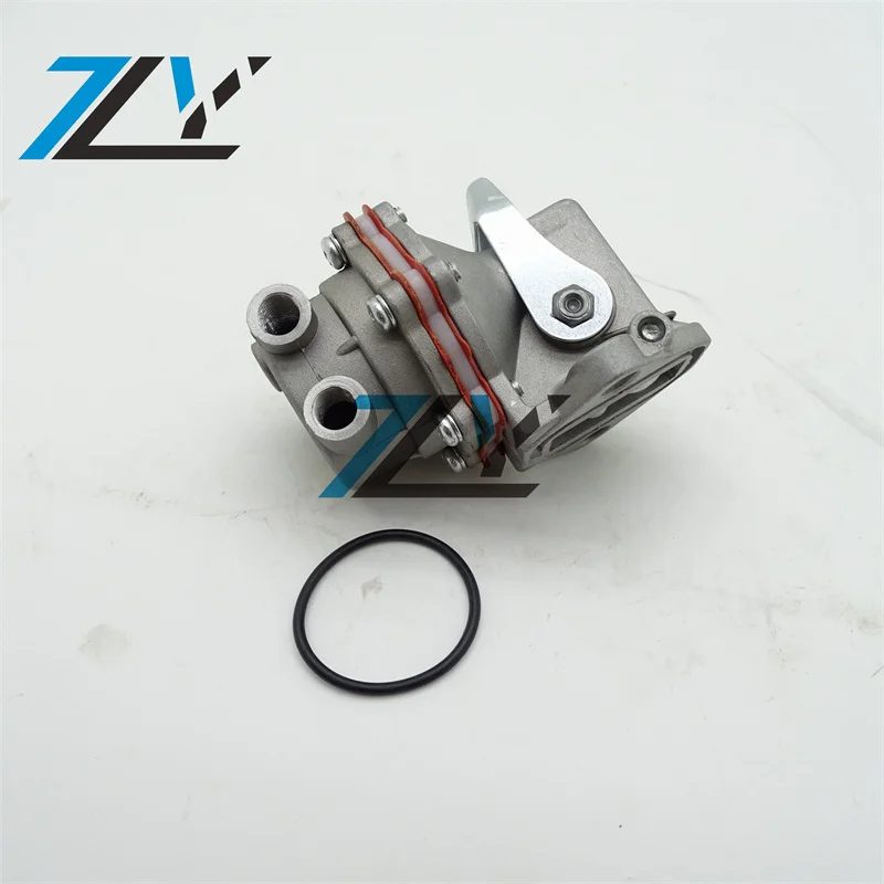 BCD26703 6585151 Fuel Pump suitable for F3L912 F4L912 F5L912 F6L912 F3L913 F4L913 engines 6585055 6585097
BCD26703 6585151 Fuel Pump suitable for F3L912 F4L912 F5L912 F6L912 F3L913 F4L913 engines 6585055 6585097