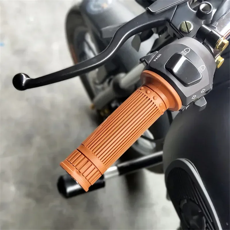 7/8'' 22MM Universal Motorcycle Handlebar Vintage Moto Hand Grips Cafe Racer Motorbike Grip For CG GN GS125 Parts Motorcross
7/8'' 22MM Universal Motorcycle Handlebar Vintage Moto Hand Grips Cafe Racer Motorbike Grip For CG GN GS125 Parts Motorcross