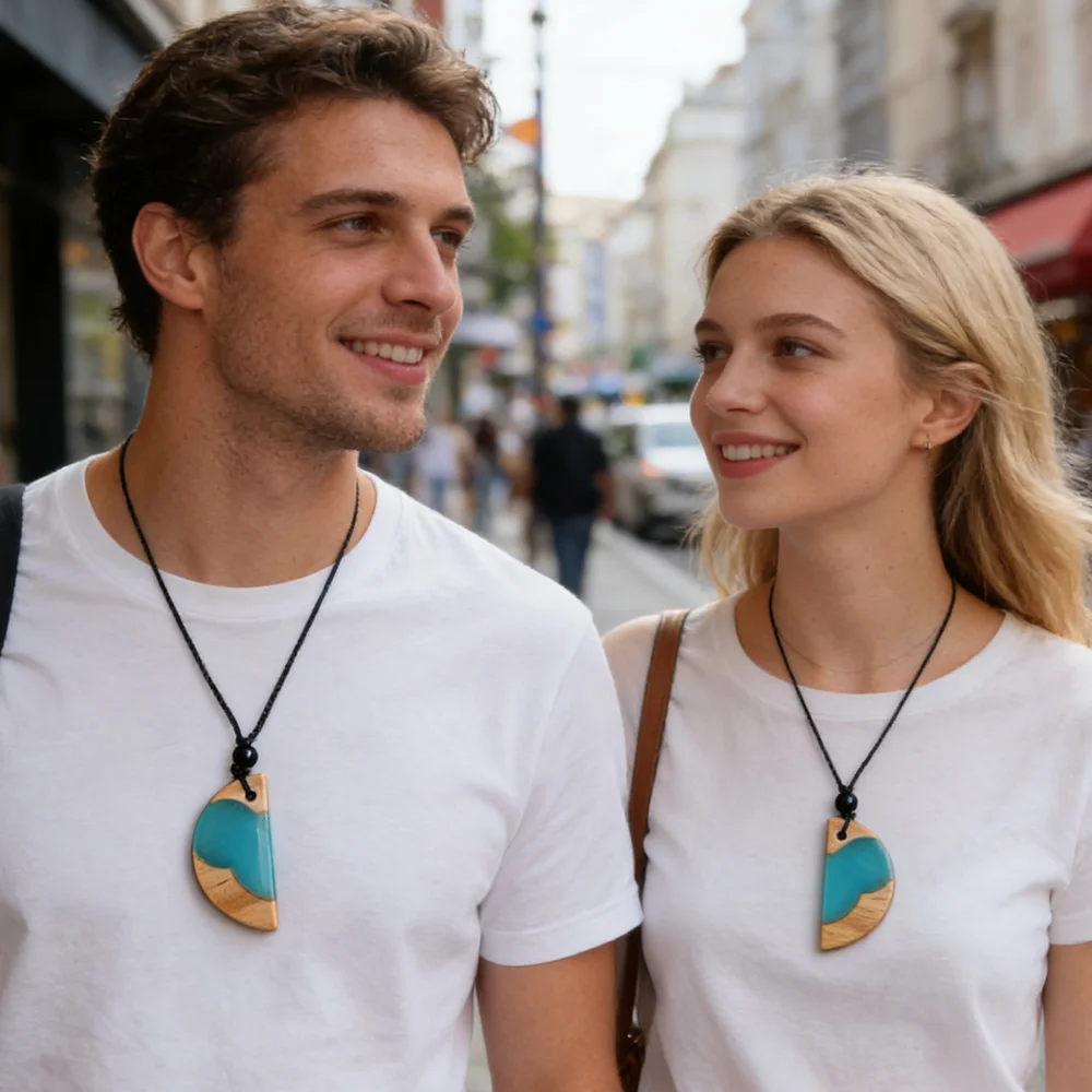 Couple pendant, wooden and resin luminous necklace pendant gift
Couple pendant, wooden and resin luminous necklace pendant gift