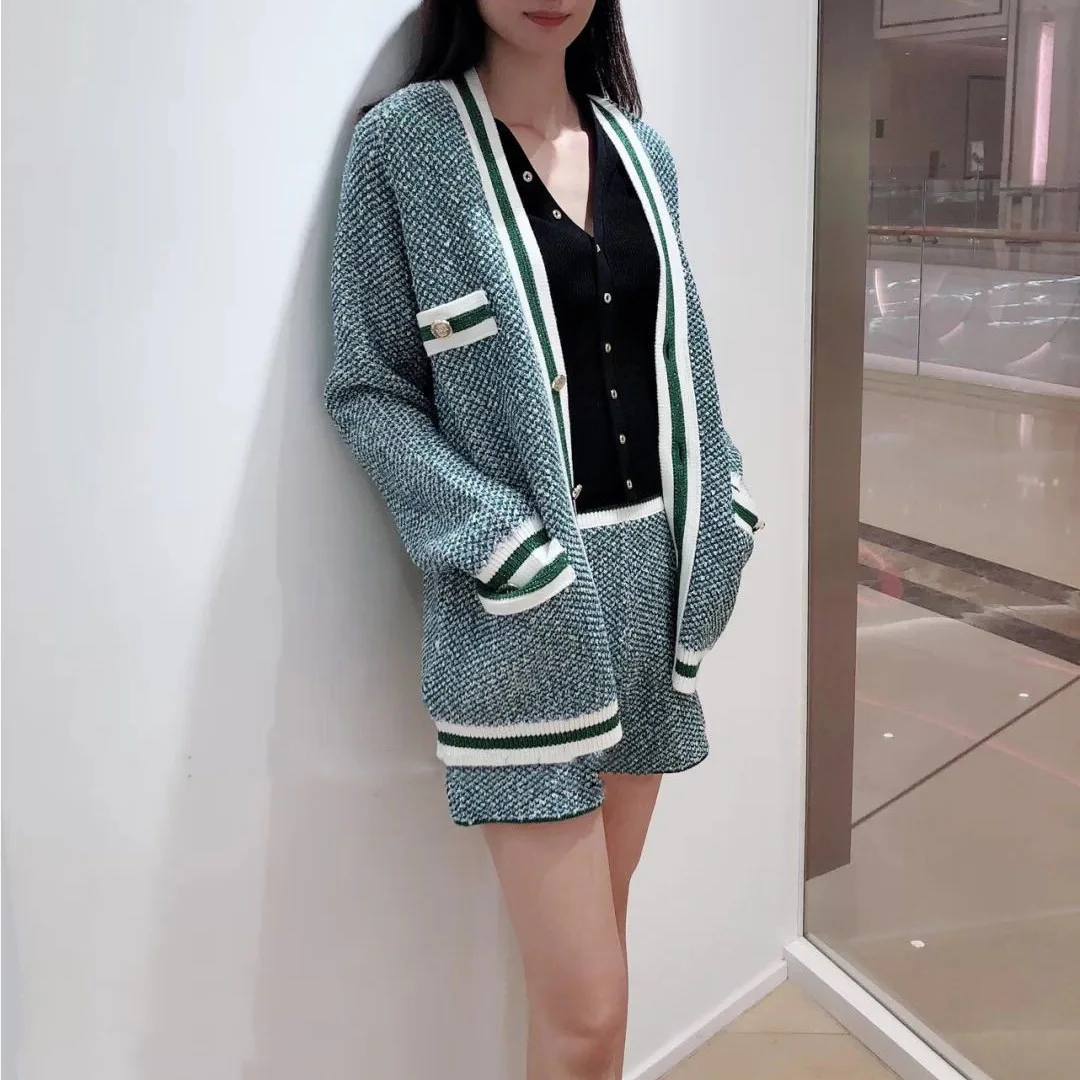 MJ2020 Autumn New Sle Small Fraance een Mixed Line Knitted Open Cardigan V-Ne College Sle Sweater Coat Organic Cotton
MJ2020 Autumn New Sle Small Fraance een Mixed Line Knitted Open Cardigan V-Ne College Sle Sweater Coat Organic Cotton