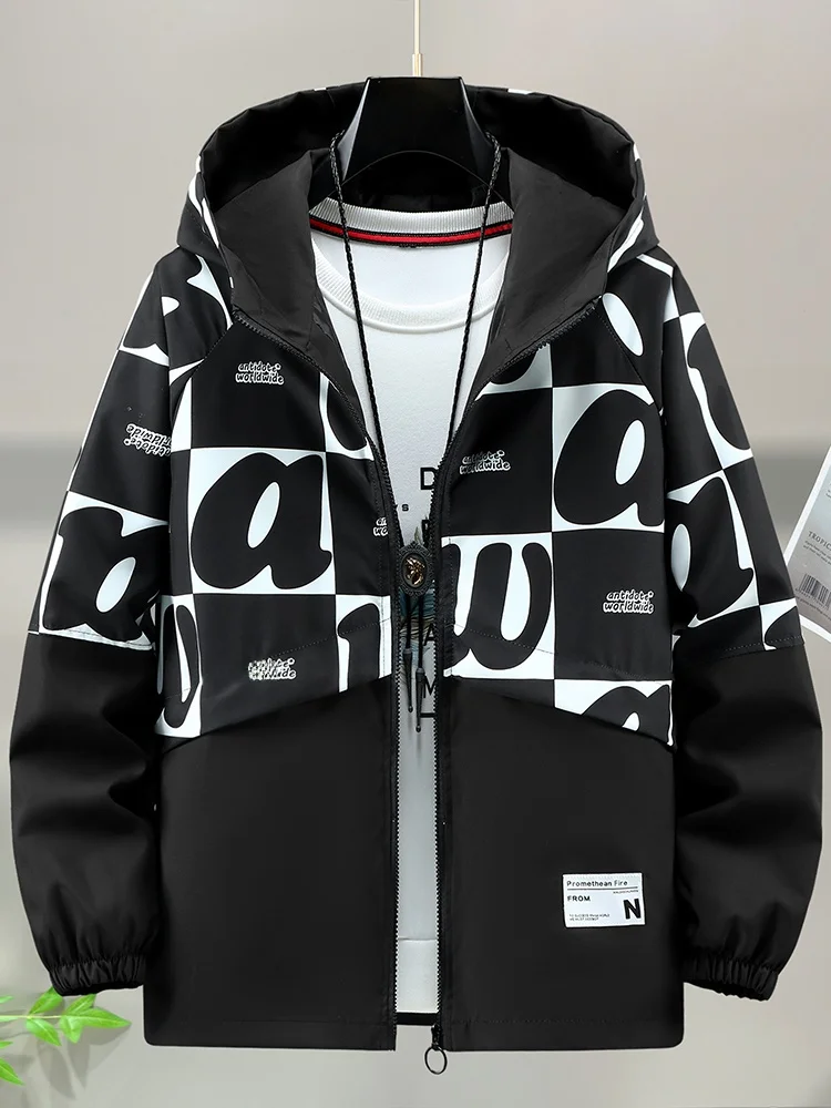 Мужская повседневная спортивная куртка больших размеров, весенне-осенняя, с капюшоном, модная верхняя одежда оверсайз, из полиэстера и нейлона
Мужская повседневная спортивная куртка больших размеров, весенне-осенняя, с капюшоном, модная верхняя одежда оверсайз, из полиэстера и нейлона