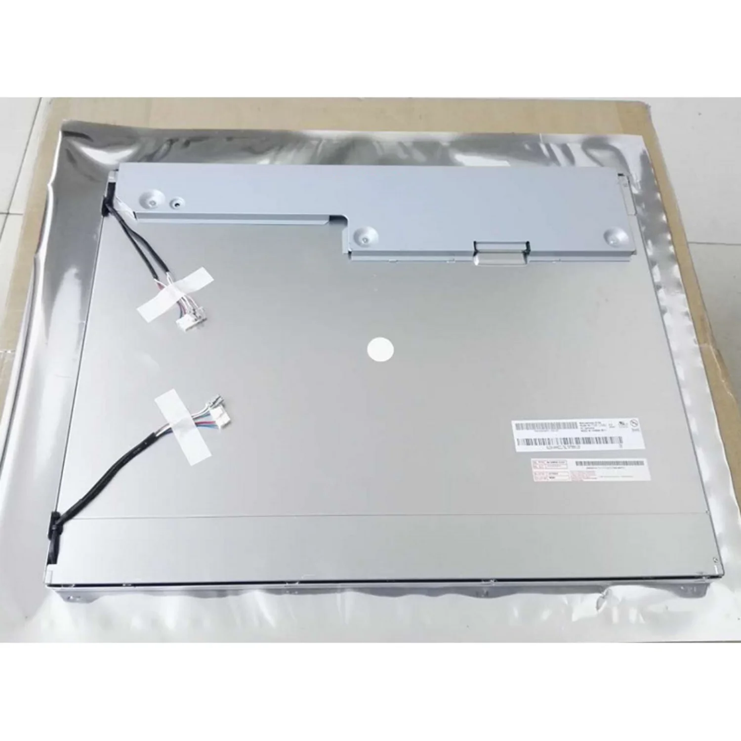 M201UN02 V.6 20.1" 1600*1200 Resolution LCD Screen PANEL
M201UN02 V.6 20.1" 1600*1200 Resolution LCD Screen PANEL