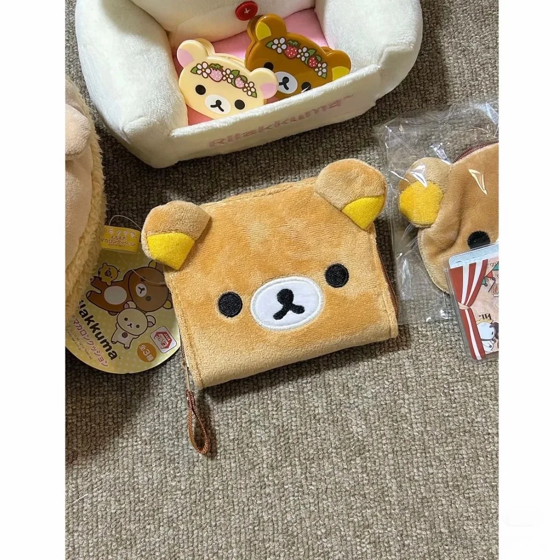 Милый кошелек-монетница в виде ленивого медведя, держатель для карт, японская мультяшная сумка для хранения, сумка для документов, удобная для поездок, без бренда, без регистрации
Милый кошелек-монетница в виде ленивого медведя, держатель для карт, японская мультяшная сумка для хранения, сумка для документов, удобная для поездок, без бренда, без регистрации