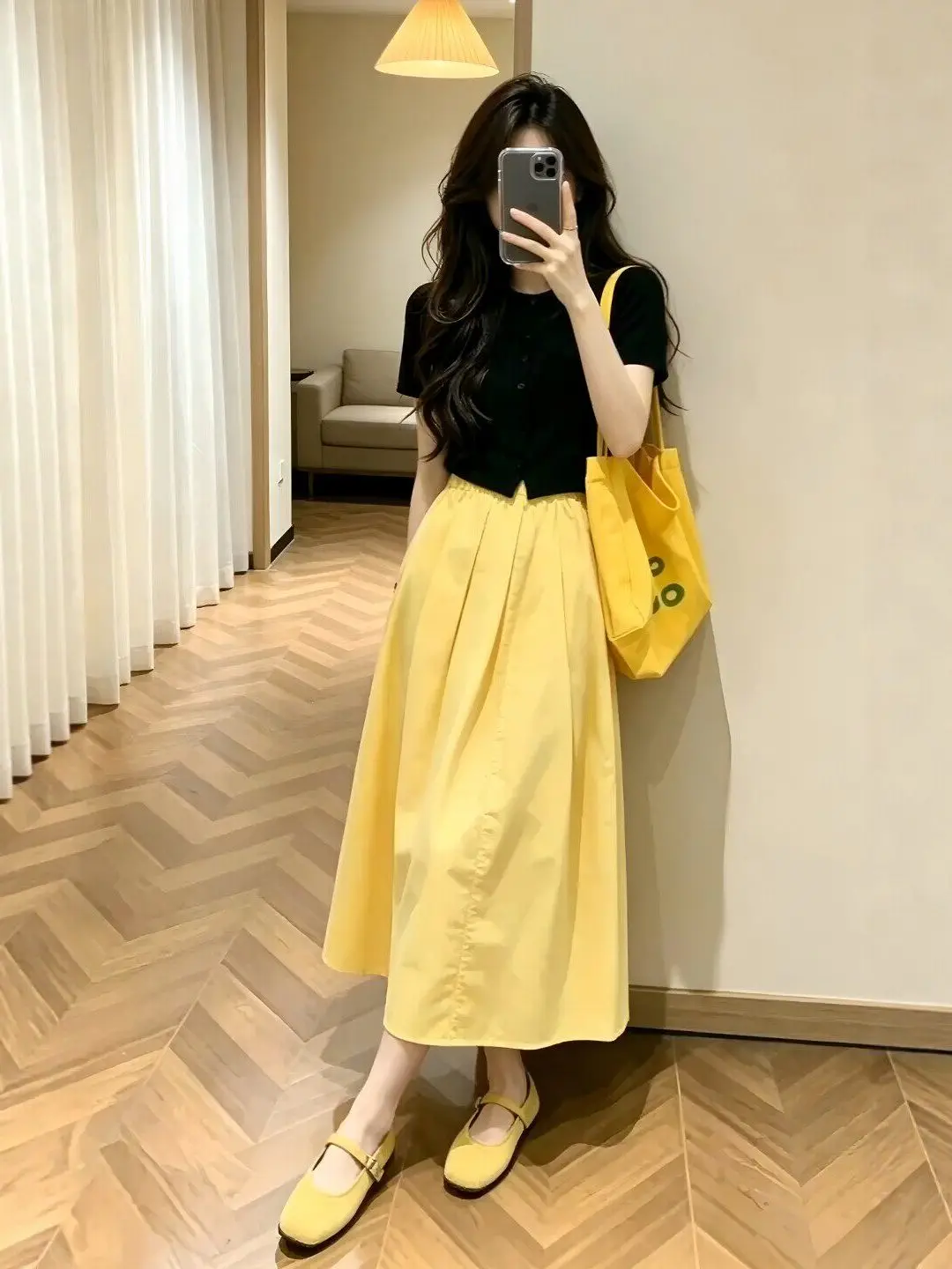 Korean Style Age-Defying Black And Yellow Color Block Set Women's Summer New Button-Up Short Top High Waist Maxi Skirt Two-Pi...
Korean Style Age-Defying Black And Yellow Color Block Set Women's Summer New Button-Up Short Top High Waist Maxi Skirt Two-Pi...