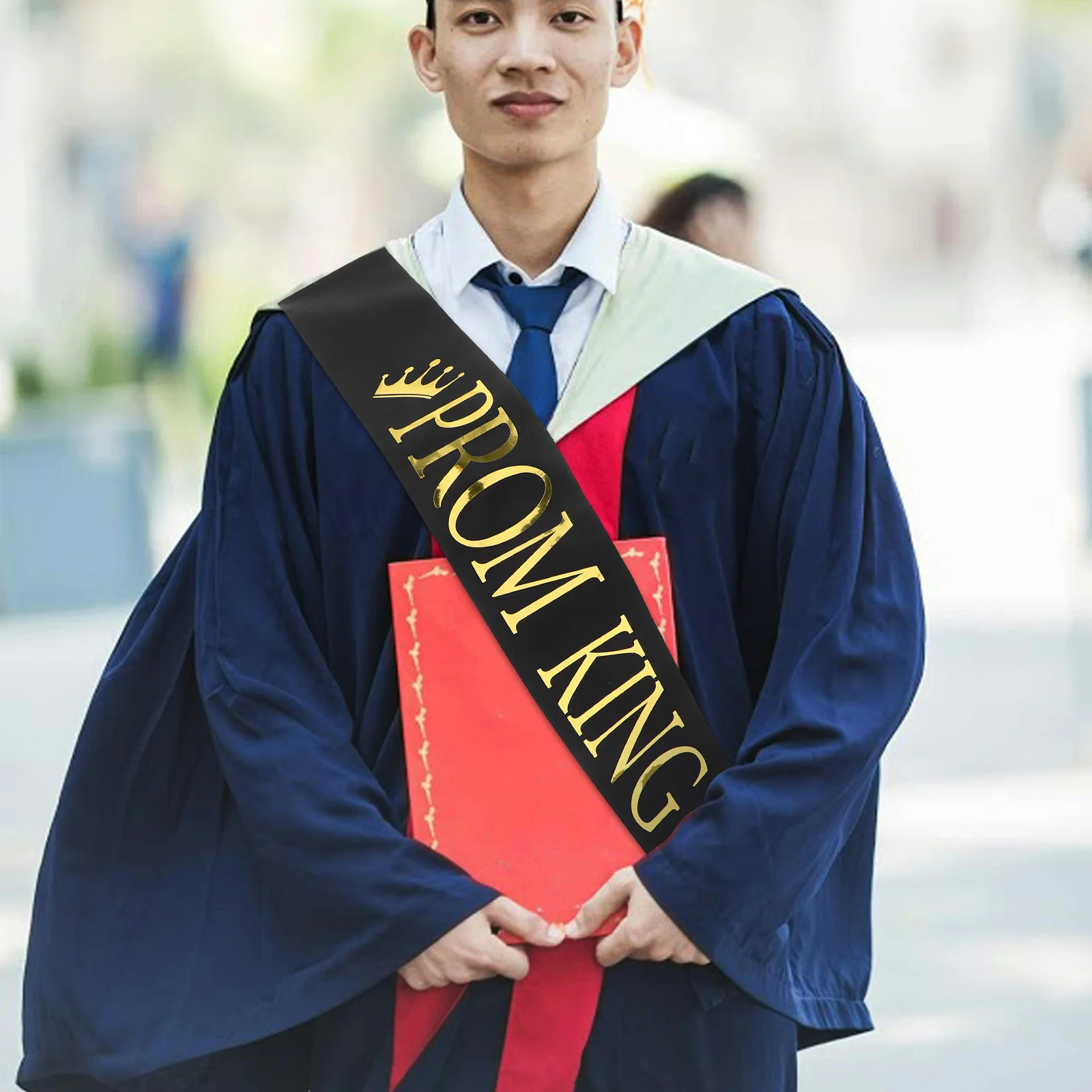 2Pcs Prom King and Queen Sashes Elegant Graduation Party Decorations Comfortable Shoulder Straps for Grad Ball Celebration
2Pcs Prom King and Queen Sashes Elegant Graduation Party Decorations Comfortable Shoulder Straps for Grad Ball Celebration