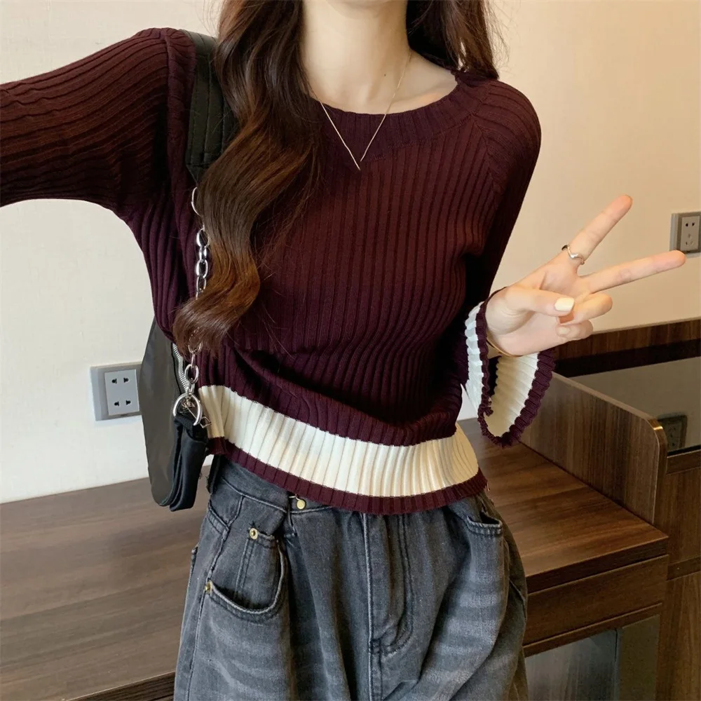 Patchwork Long-sleeved Sweater Pullover For Women Autumn Winter New Tops Fashion Korean Style Slim Short Knitwear Casual Design
Patchwork Long-sleeved Sweater Pullover For Women Autumn Winter New Tops Fashion Korean Style Slim Short Knitwear Casual Design