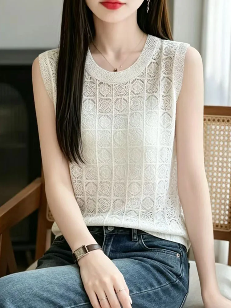 Embossed Knitted Ice Silk Vest Women's Summer Thin Hollow Design Loose Outerwear Sleeveless round Neck Casual Style
Embossed Knitted Ice Silk Vest Women's Summer Thin Hollow Design Loose Outerwear Sleeveless round Neck Casual Style