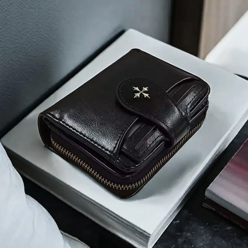 European and American fashion retro style zipper wallet card holder coin purse
European and American fashion retro style zipper wallet card holder coin purse 