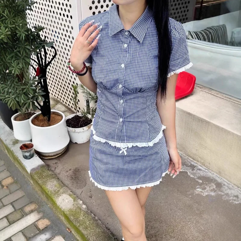 Women Plaid Printed Skirt Set White Lapel Spliced Lace Elastic Shirt Tank Top + Bow A-lined Mini Skirt 2 Pieces Matching Set Y2k
Women Plaid Printed Skirt Set White Lapel Spliced Lace Elastic Shirt Tank Top + Bow A-lined Mini Skirt 2 Pieces Matching Set Y2k
