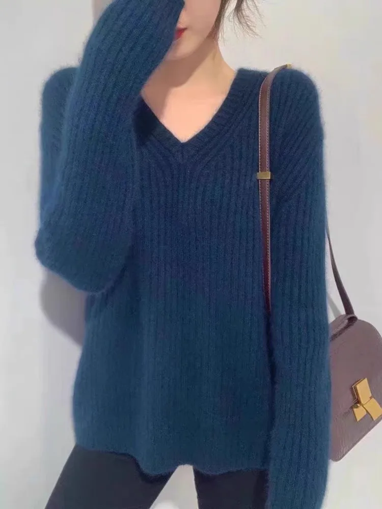 Chic V-Neck Striped Sweater 100% Merino Wool Basic Soft Warm Women's Pullovers Casual Loose Elegant style Autumn Winter Tops
Chic V-Neck Striped Sweater 100% Merino Wool Basic Soft Warm Women's Pullovers Casual Loose Elegant style Autumn Winter Tops