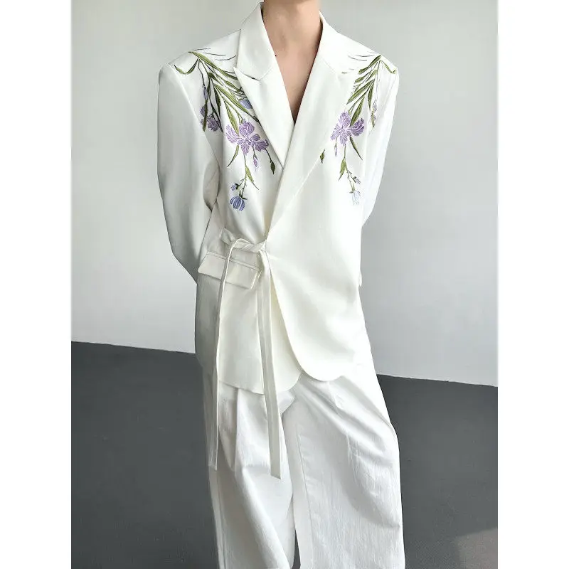 New Chinese Style Embroidered Pad Shoulder White Suit Casual Loose Men's Outerwear Soft Polyester Fiber Standard Fit Commute
New Chinese Style Embroidered Pad Shoulder White Suit Casual Loose Men's Outerwear Soft Polyester Fiber Standard Fit Commute