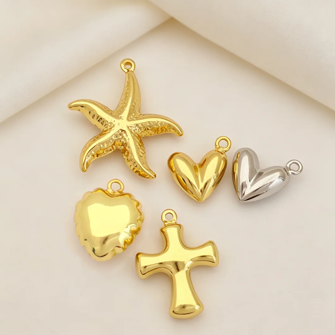 3 Pcs Pendants Sparkling Brass Shiny Hammered Starfish Heart Cross Charms for Diy Jewelry Making Necklace Bracelet Accessories
3 Pcs Pendants Sparkling Brass Shiny Hammered Starfish Heart Cross Charms for Diy Jewelry Making Necklace Bracelet Accessories