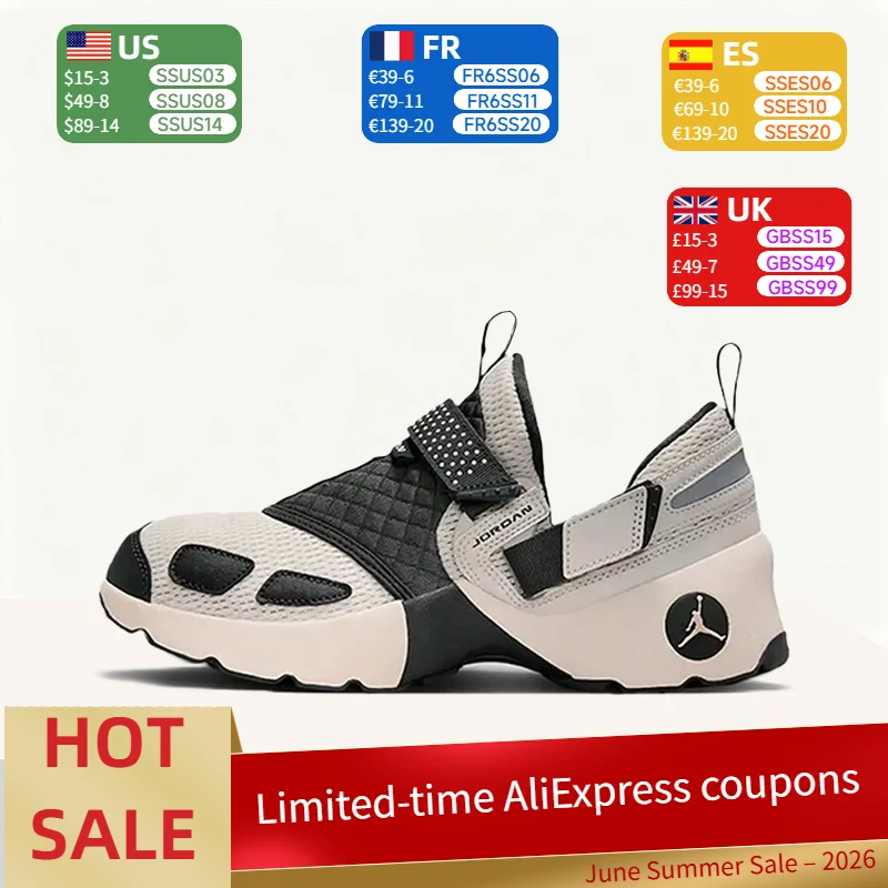 Nike Jordan Trunner LX: Minimalist, Trendy, Durable, Lightweight, Low-Top Retro Basketball Shoes for Women in Gray HQ2164-102
Nike Jordan Trunner LX: Minimalist, Trendy, Durable, Lightweight, Low-Top Retro Basketball Shoes for Women in Gray HQ2164-102