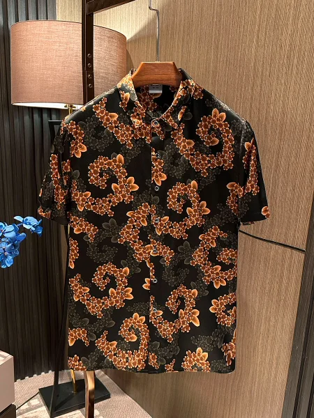 Silk Elastic Segment Men's ort Sve Floral irt Faionable Urban Sle Stand Fit Printed Silk Silk Cool Sen...
Silk Elastic Segment Men's ort Sve Floral irt Faionable Urban Sle Stand Fit Printed Silk Silk Cool Sen...