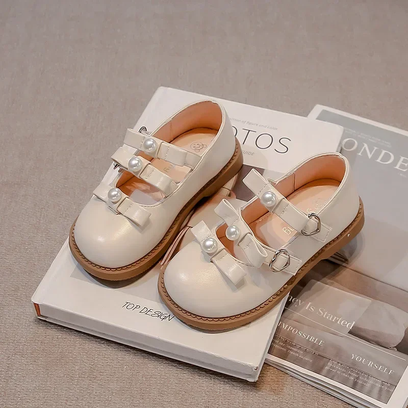 Girls Princess Shoes with Bows Sweet 2025 New Fashion Kids Leather Shoes Soft Sole Non-slip Children Flat Shoe Dance Performance
Girls Princess Shoes with Bows Sweet 2025 New Fashion Kids Leather Shoes Soft Sole Non-slip Children Flat Shoe Dance Performance