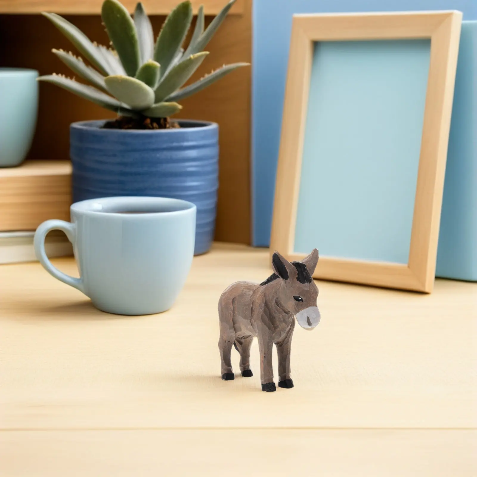 Миниатюрная деревянная статуэтка осла ручной работы, маленькая деревянная скульптура животного для декора полок и каминных полок, винтажный декор в стиле лофт
Миниатюрная деревянная статуэтка осла ручной работы, маленькая деревянная скульптура животного для декора полок и каминных полок, винтажный декор в стиле лофт