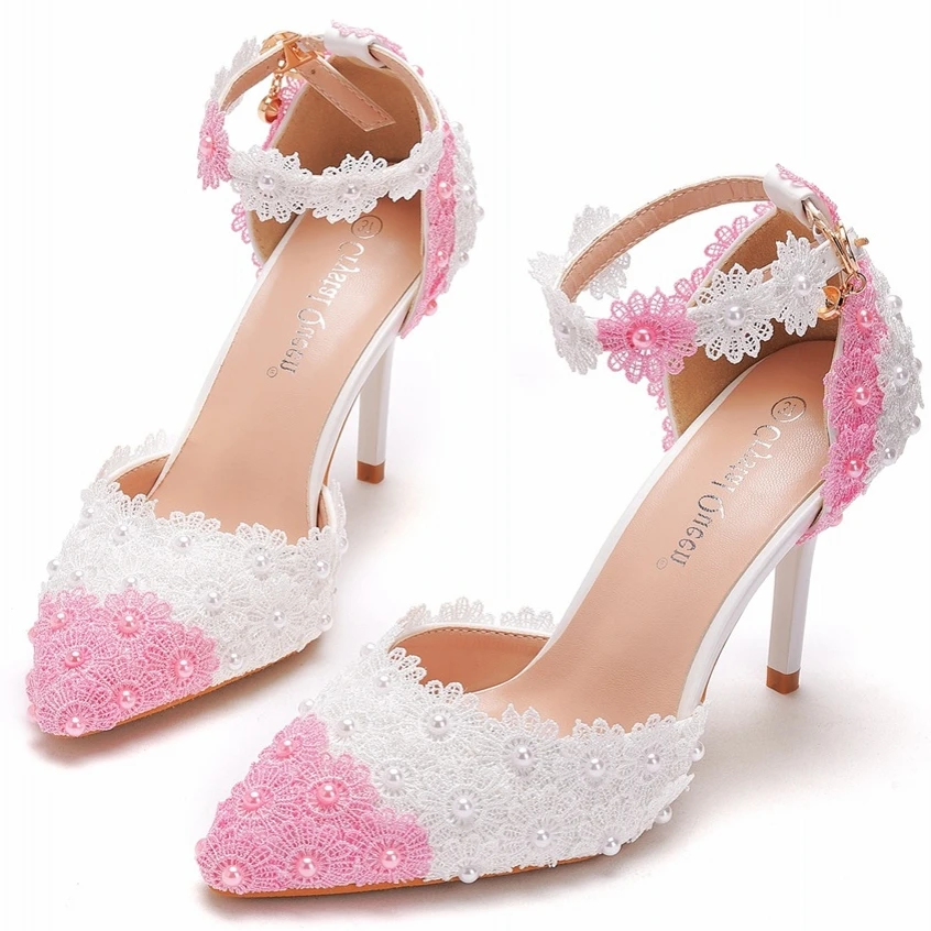 Summer Bridal Wedding Sandals Women High Heels White Blue Color Bridesmaid Crystal Diamond Ankle Strap Pointed Toe Shoes H0025
Summer Bridal Wedding Sandals Women High Heels White Blue Color Bridesmaid Crystal Diamond Ankle Strap Pointed Toe Shoes H0025