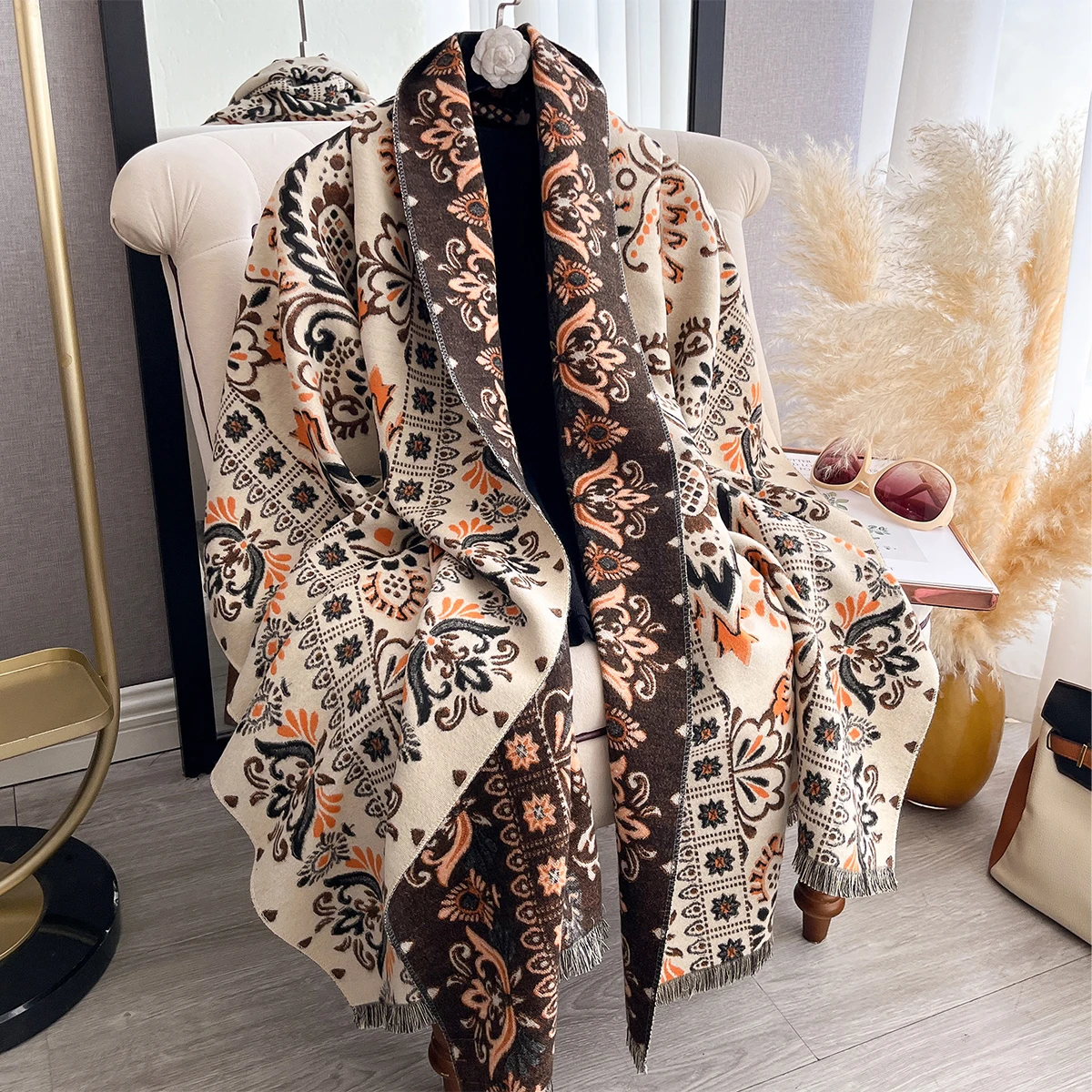 2025 Winter Imitation Cashmere Scarf Women Design Outdoor Warm Pashmina Blanket Scarves Female Shawl Wraps Thick Foulard Bufanda
2025 Winter Imitation Cashmere Scarf Women Design Outdoor Warm Pashmina Blanket Scarves Female Shawl Wraps Thick Foulard Bufanda