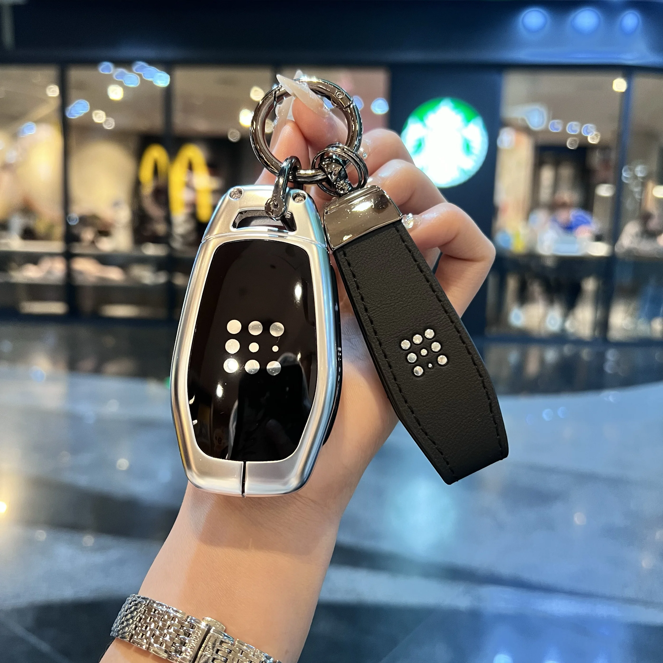Car Zinc Alloy Leather Car Key Case Cover Holder for Dongfeng Fengguang Seres Evolute I-Space I-Pro Landian E5 Car Styling
Car Zinc Alloy Leather Car Key Case Cover Holder for Dongfeng Fengguang Seres Evolute I-Space I-Pro Landian E5 Car Styling