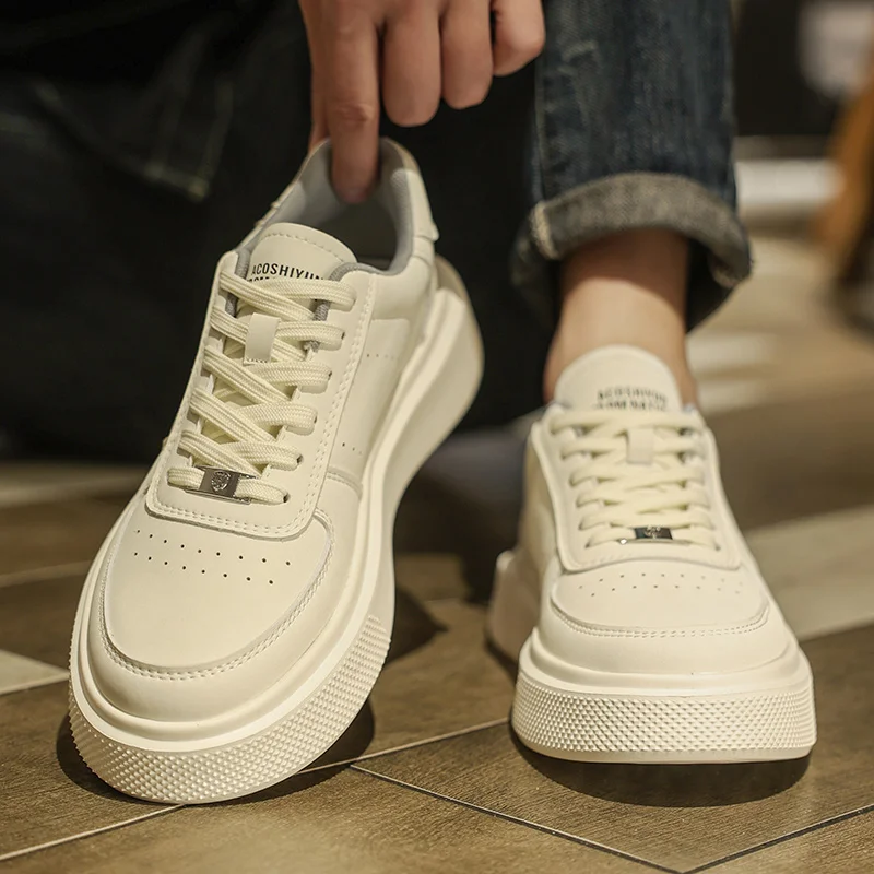 Men's Casual Sport Shoes 2024 Summer New Style High-End Versatile Leather Surface Height Fashionable White Sneakers
Men's Casual Sport Shoes 2024 Summer New Style High-End Versatile Leather Surface Height Fashionable White Sneakers