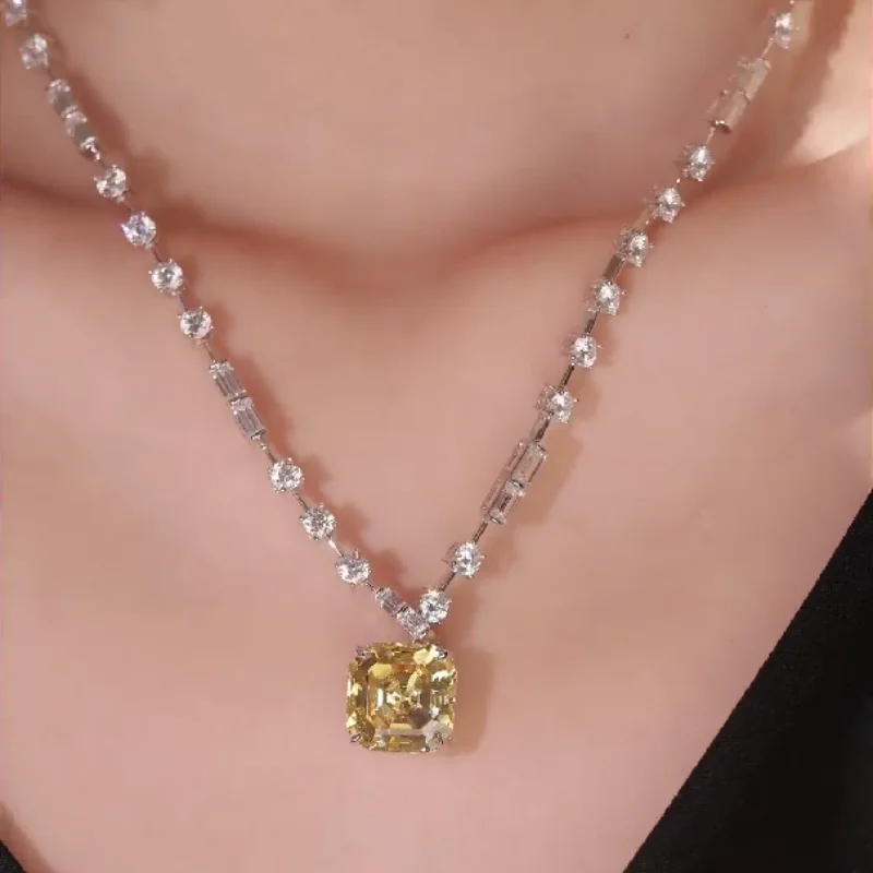 CAMEO Top Quality Necklace 925 Silver Gold Plated Synthetic Zircon Asscher Yellow Gem Geometric White Diamond Fashion Pendant
CAMEO Top Quality Necklace 925 Silver Gold Plated Synthetic Zircon Asscher Yellow Gem Geometric White Diamond Fashion Pendant