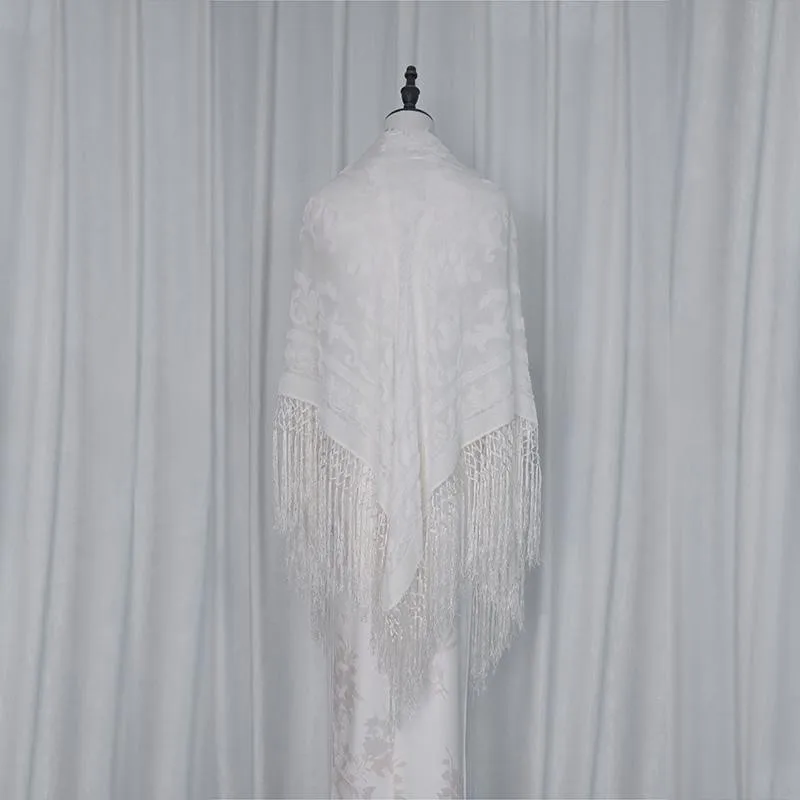 Новая тонкая шелковая жоржетная одноцветная шаль с цветочным принтом и кисточкой, солнцезащитная бархатная резьба
Новая тонкая шелковая жоржетная одноцветная шаль с цветочным принтом и кисточкой, солнцезащитная бархатная резьба