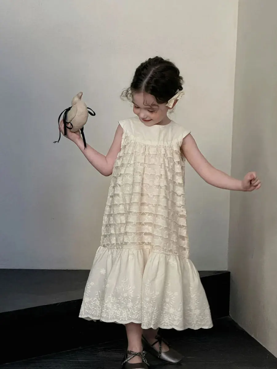 Fashionable Princess Dress for Girls Summer New Arrival Vest Dress Elegant High-End Style Korean Version Child Clothing
Fashionable Princess Dress for Girls Summer New Arrival Vest Dress Elegant High-End Style Korean Version Child Clothing