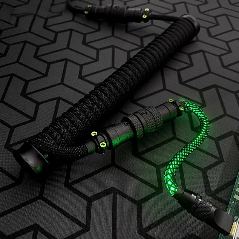 Air plug cable magnetic axis keyboard cable 8K data spiral e-sports desktop creation luminous polar night breaking
Air plug cable magnetic axis keyboard cable 8K data spiral e-sports desktop creation luminous polar night breaking