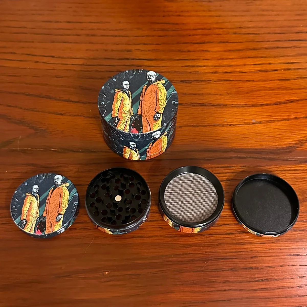 1,8/2,4 дюйма, 4-слойная мельница для трав, дробилка из цинкового сплава, резак по металлу, ручная мельница для необработанной травы, инструмент для курения, подарок
1,8/2,4 дюйма, 4-слойная мельница для трав, дробилка из цинкового сплава, резак по металлу, ручная мельница для необработанной травы, инструмент для курения, подарок