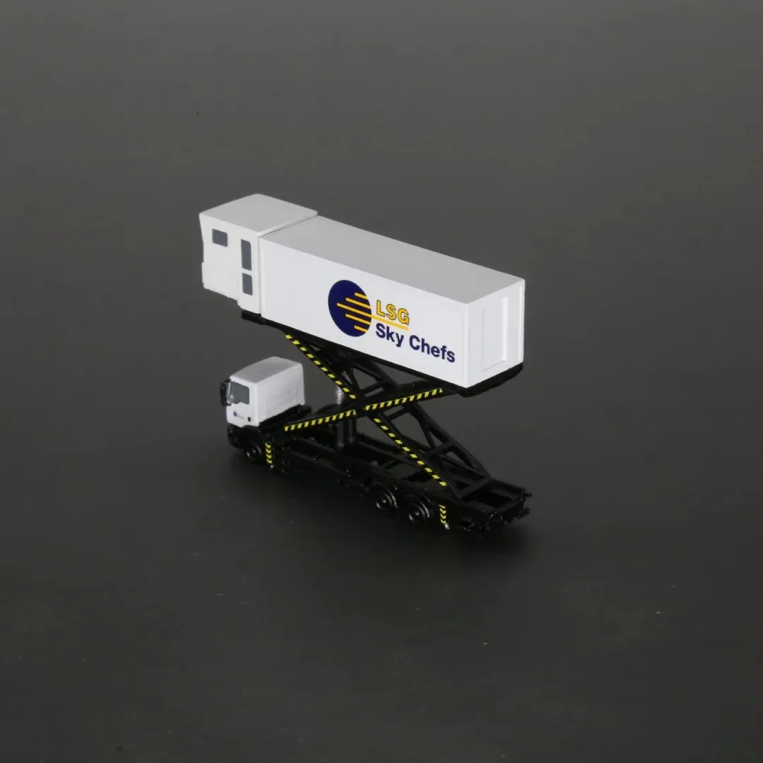 LSG AIRLINE Scale1/200 MAN Air Catering truck 3D Airport Service Vehicles Scene Modelling painted handmade Model cars
LSG AIRLINE Scale1/200 MAN Air Catering truck 3D Airport Service Vehicles Scene Modelling painted handmade Model cars