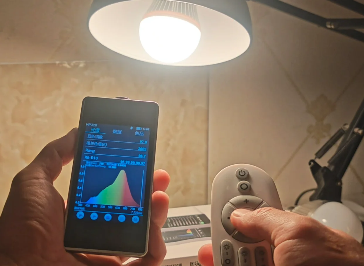 High CRI RA 95+ Smart LED Bulb Lamp Light Dimmable E27 2.4G RF 100-240V 10W 15W CCT Dual Color 2700K-6000K CW/WW for Room Studio
High CRI RA 95+ Smart LED Bulb Lamp Light Dimmable E27 2.4G RF 100-240V 10W 15W CCT Dual Color 2700K-6000K CW/WW for Room Studio