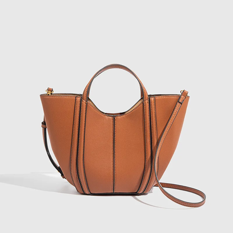 Luxury Quilting Basket Bags for Women Handbags PU Leather Bucket Bag Fashion Designer Shoulder Crossbody Bag Female Purses NEW
Luxury Quilting Basket Bags for Women Handbags PU Leather Bucket Bag Fashion Designer Shoulder Crossbody Bag Female Purses NEW