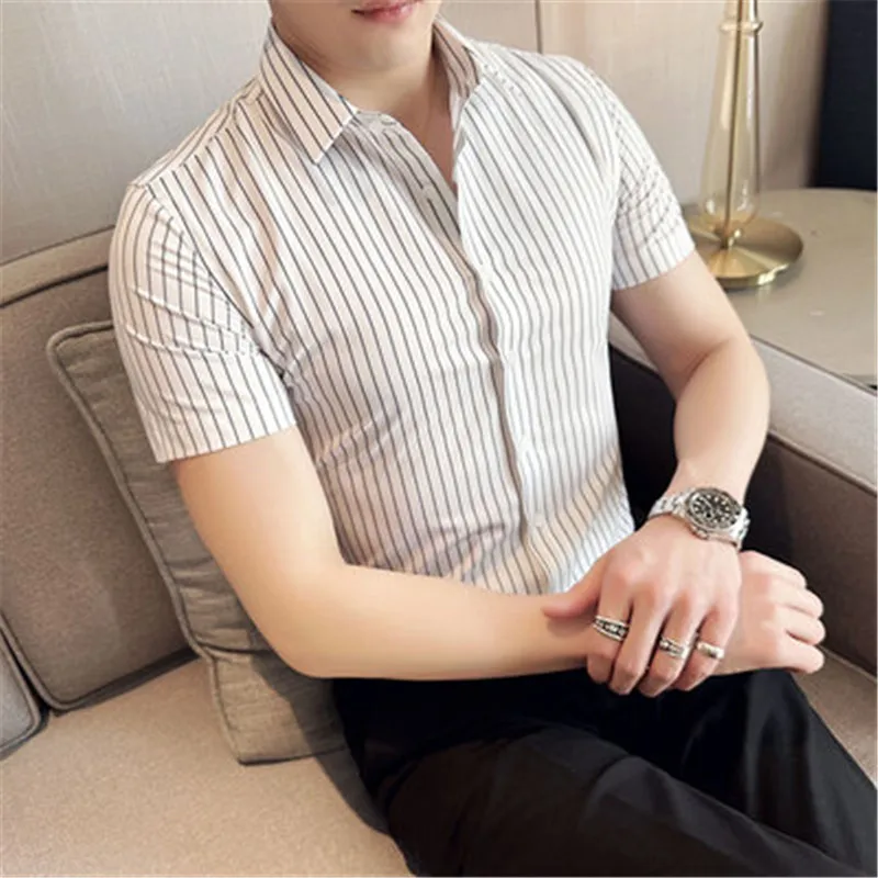 Shirt for Men Vintage Striped Slim Fit Blouse Summer Short Sleeve Casual Tops Male Clothes Camisa British Style Business Shirts
Shirt for Men Vintage Striped Slim Fit Blouse Summer Short Sleeve Casual Tops Male Clothes Camisa British Style Business Shirts