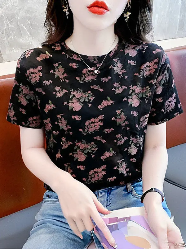 Loose Short Sleeve Women's T-Shirt Thin Luxury Summer Fashion Mom's Top Printed Warm Polyester Fiber round Neck Casual Style
Loose Short Sleeve Women's T-Shirt Thin Luxury Summer Fashion Mom's Top Printed Warm Polyester Fiber round Neck Casual Style
