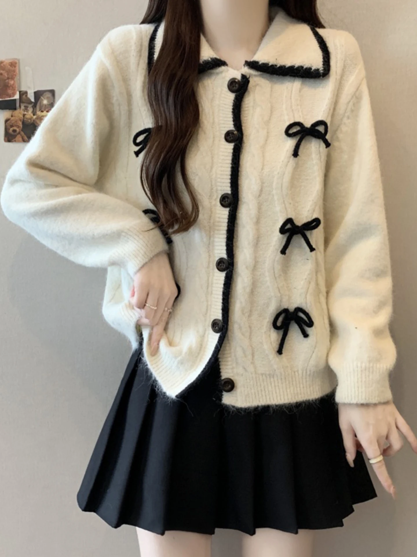 Ladies Knitted Open Cardigan Knot Loose Fit Autumn Winter Sweater Big Size Comfortable Lazy Sle Premium Feeling A...
Ladies Knitted Open Cardigan Knot Loose Fit Autumn Winter Sweater Big Size Comfortable Lazy Sle Premium Feeling A...