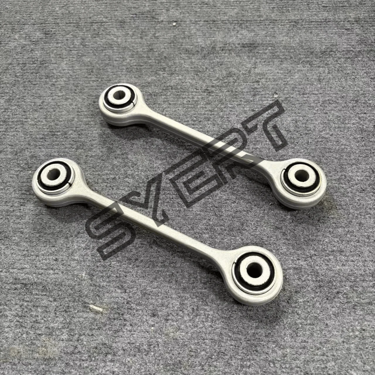 Sway Bar Link Front 7L0411317 95534306900 For Porsche Cayenne 2003-18 Audi Q7 2006-2015 VW Touareg 2003-17
Sway Bar Link Front 7L0411317 95534306900 For Porsche Cayenne 2003-18 Audi Q7 2006-2015 VW Touareg 2003-17