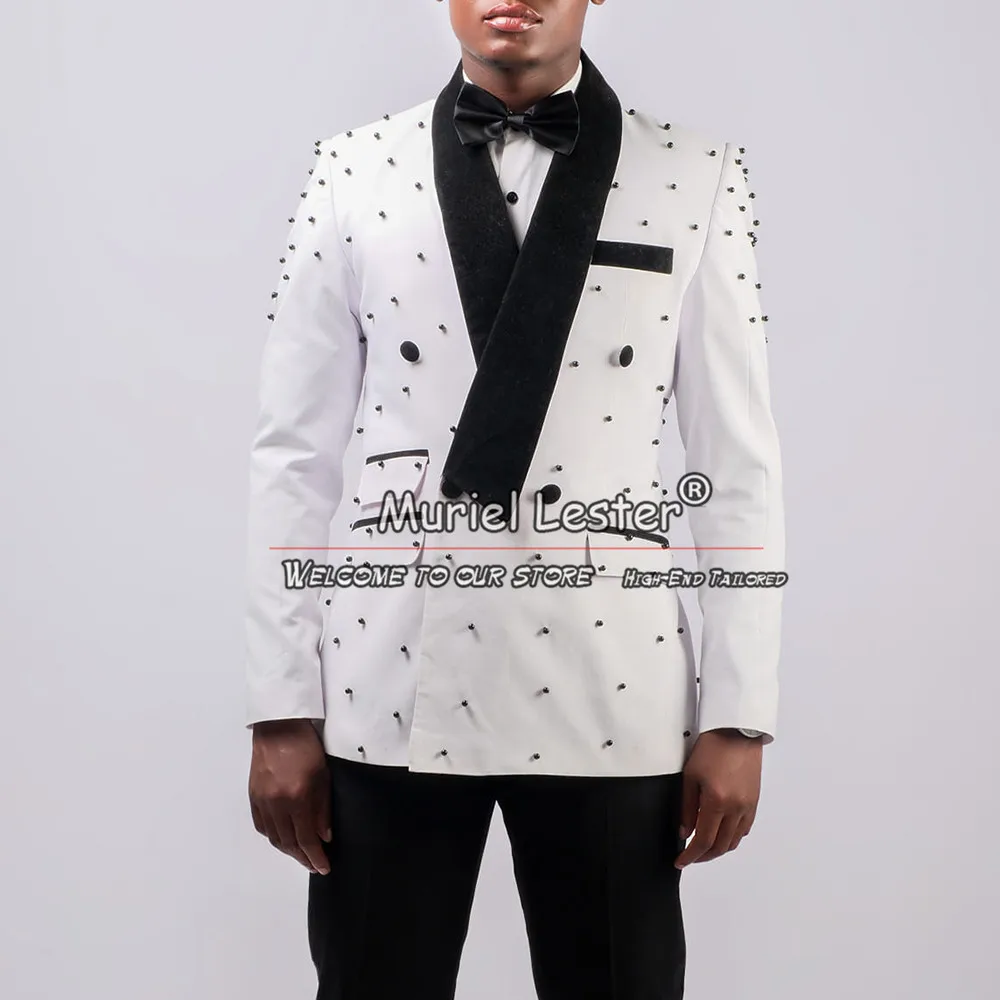 Handmade Pearls Suit Men For Wedding Black Velvet Lapel White Jacket With Soild Pants 2 Pieces Business Prom Party Blazer Tuxedo
Handmade Pearls Suit Men For Wedding Black Velvet Lapel White Jacket With Soild Pants 2 Pieces Business Prom Party Blazer Tuxedo