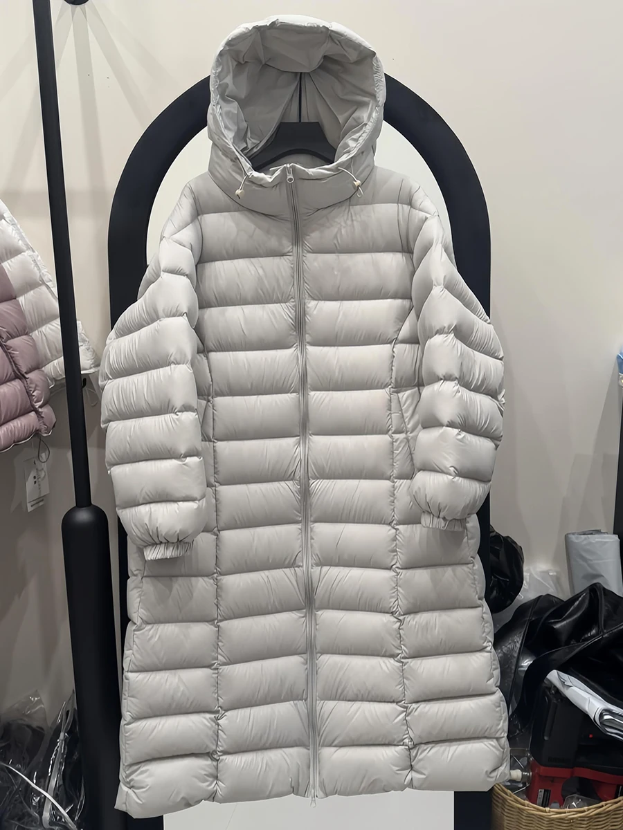 Women's Long Hooded down Jacket New National Standard 90 White Duck Feather Light Warmth Outerwear Korean Style Loose Fit
Women's Long Hooded down Jacket New National Standard 90 White Duck Feather Light Warmth Outerwear Korean Style Loose Fit