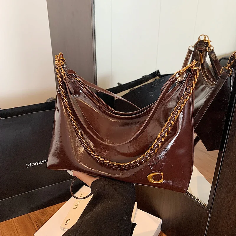 Luxury Women High End Leather Fashion Tote Bag Elegant Designer Shoulder Handbag For City Lifestyle And Comfortable Use
Luxury Women High End Leather Fashion Tote Bag Elegant Designer Shoulder Handbag For City Lifestyle And Comfortable Use