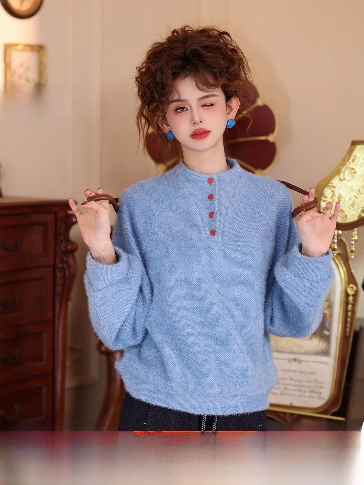 Blue round Ne Sweatirt Women's Loose Fit Thiened Design Sensation Autumn Winter Polyester Blend Comfortable Long Sve
Blue round Ne Sweatirt Women's Loose Fit Thiened Design Sensation Autumn Winter Polyester Blend Comfortable Long Sve